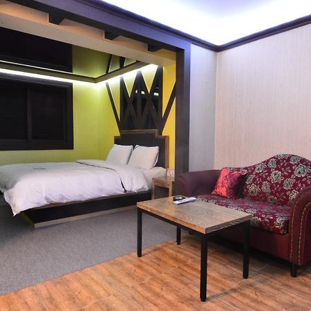 Daegu Mellow Motel Zewnętrze zdjęcie
