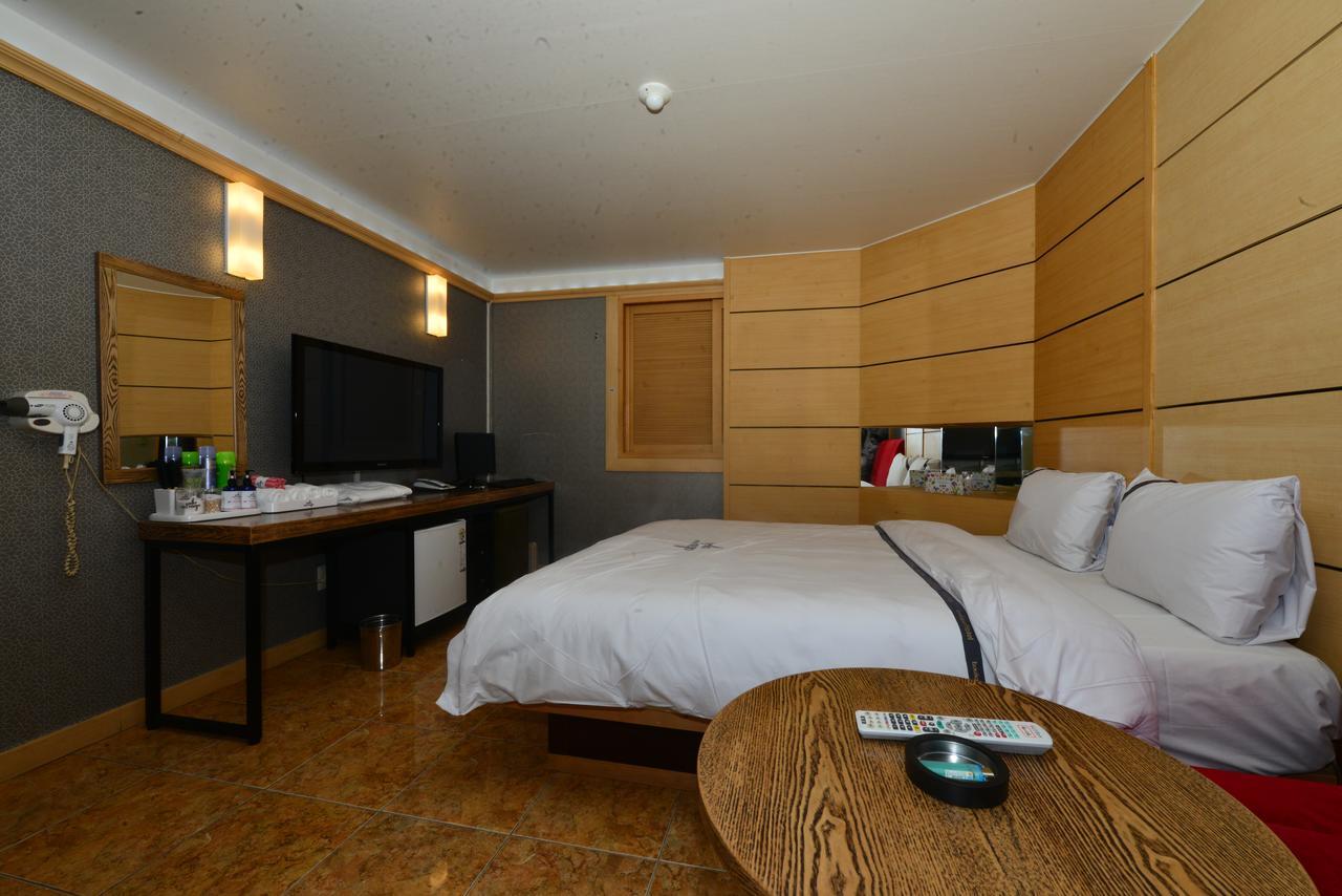 Daegu Mellow Motel Zewnętrze zdjęcie